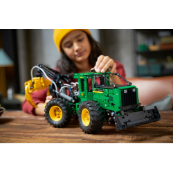 Klocki LEGO 42157 Ciągnik zrywkowy John  Deere 948L-II TECHNIC